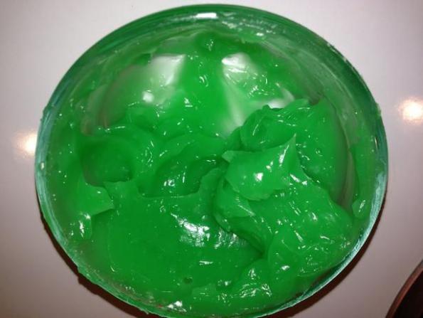 Is it possible to buy decorating gel from factories? 